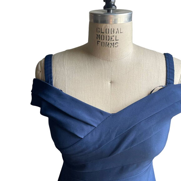 NWT Aidan Mattox Off-the-Shoulder Pleated Crepe Gown Twilight Navy Size 6 - Picture 10 of 12